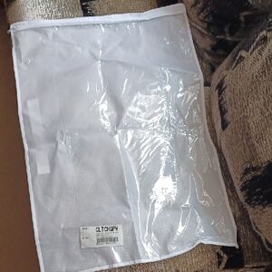 4/$30 New Pillow Storage Bag With Handle - Queen Size